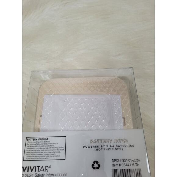 Target Bullseyes Playground LIGHTED LED Makeup Mirror NIB - Picture 4 of 4